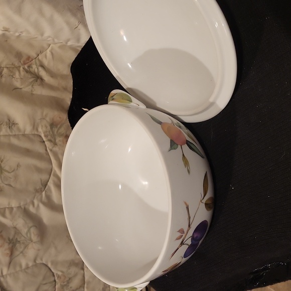 Vintage 1986 Eversham Vale Royal Worcester Porcelain 2 Quart Casserole Baking - Picture 2 of 3